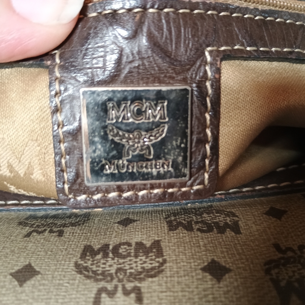 MCM Visetos Grey Leather Handbag with Authentication Card - Picture 8 of 11